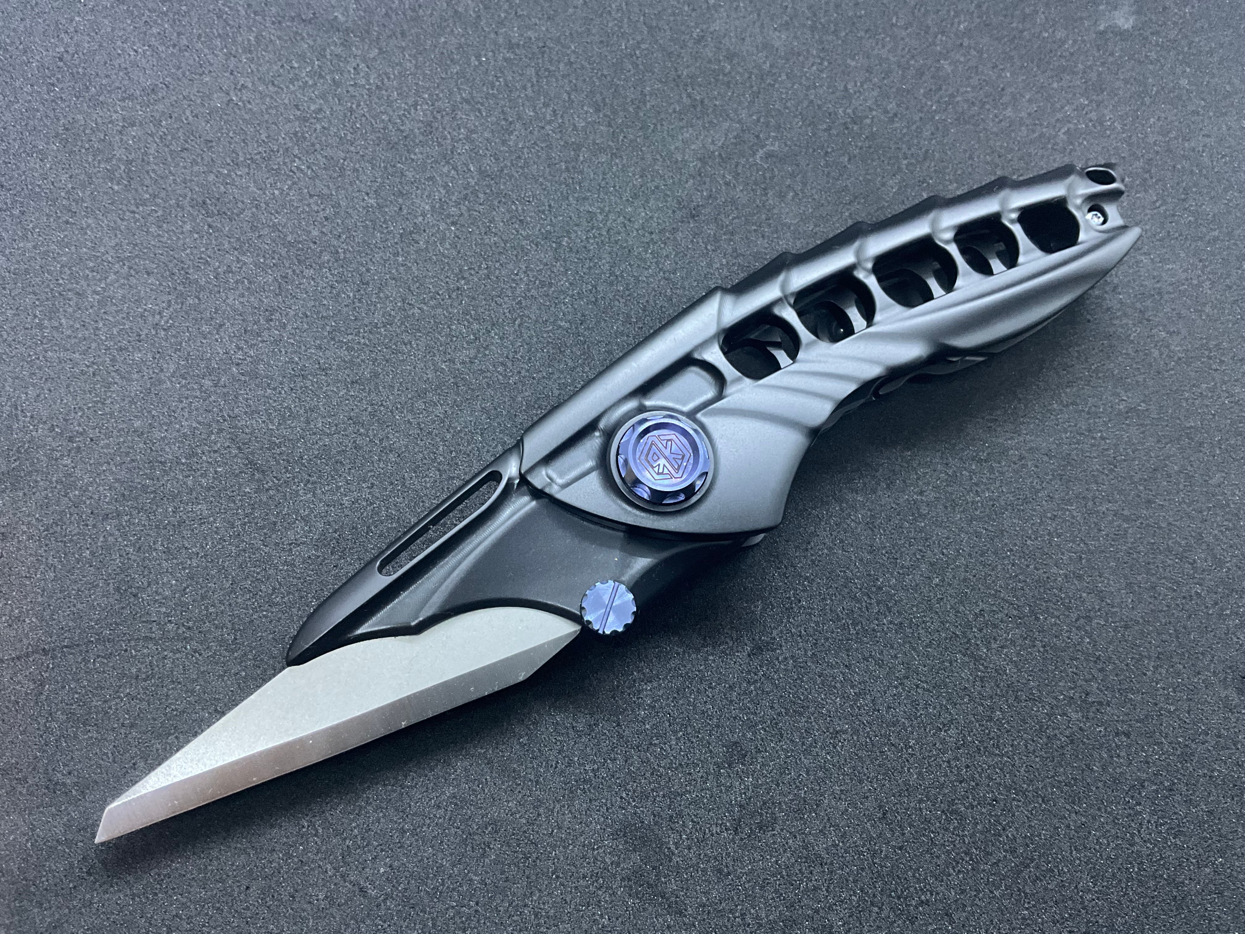 Rike Knife - Alien 1 + Fully Serrated Blade (updated version)