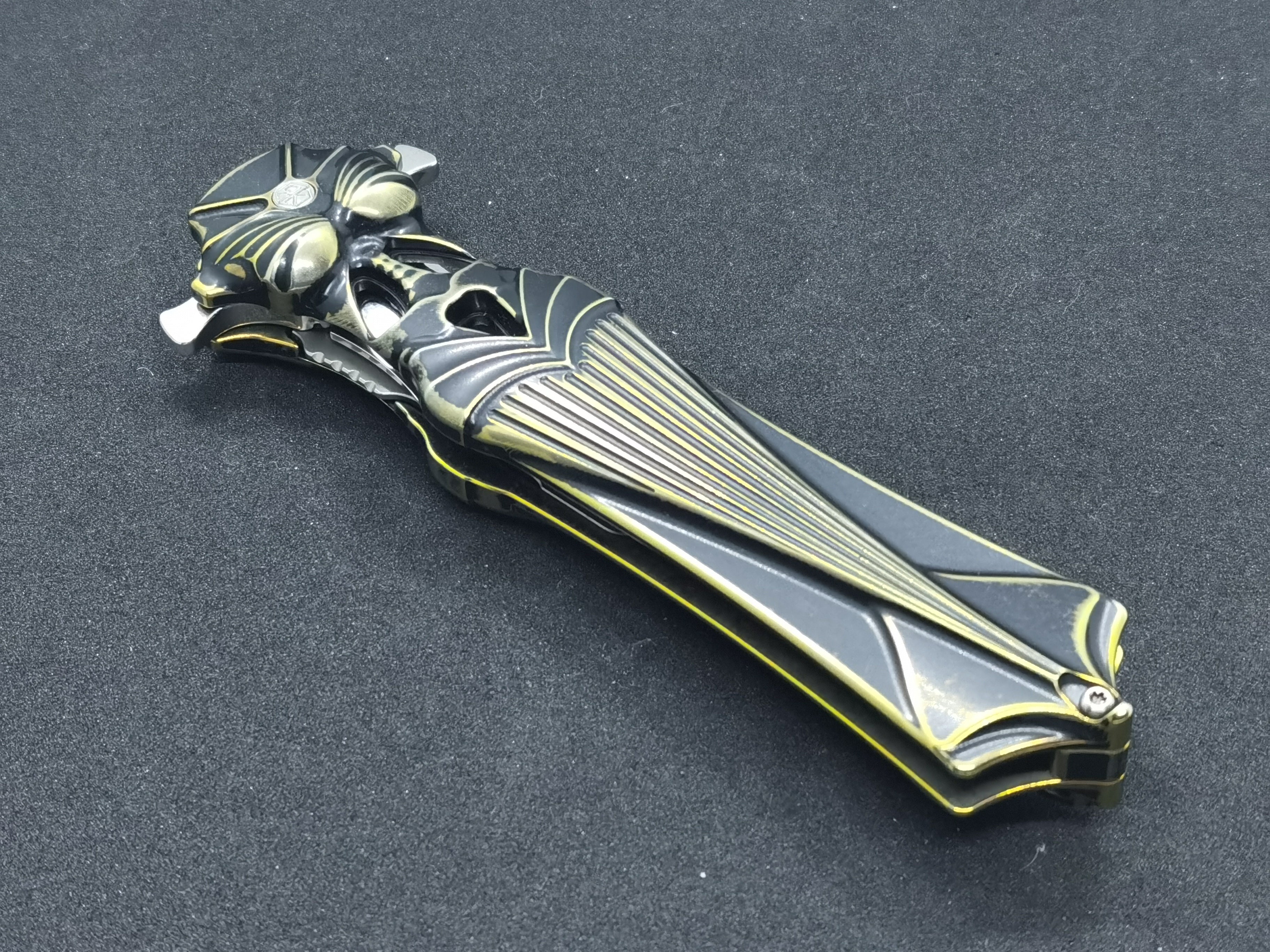 Rike Knife - Amulet