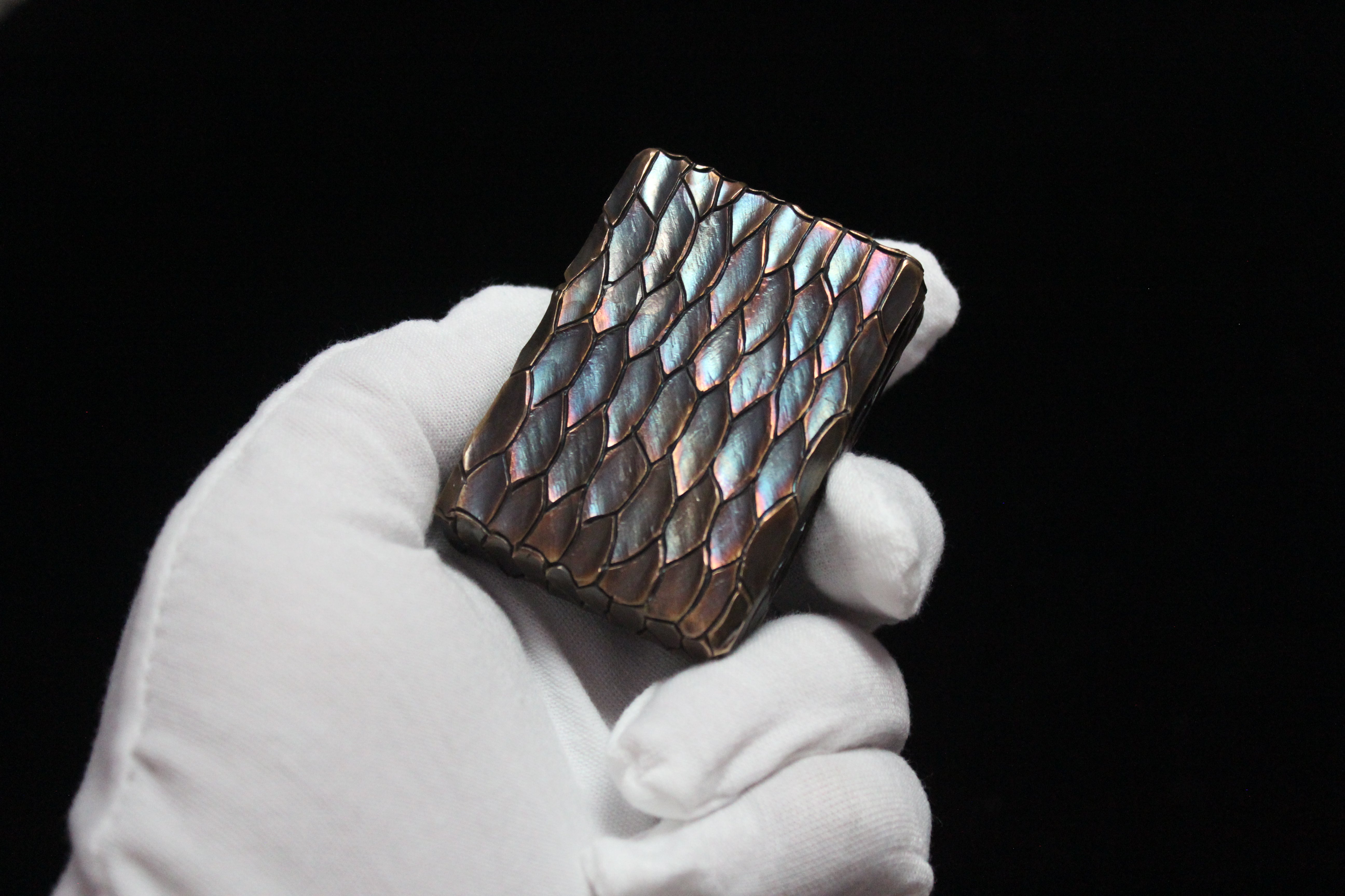 Ketuo - Golden Scale Lighter