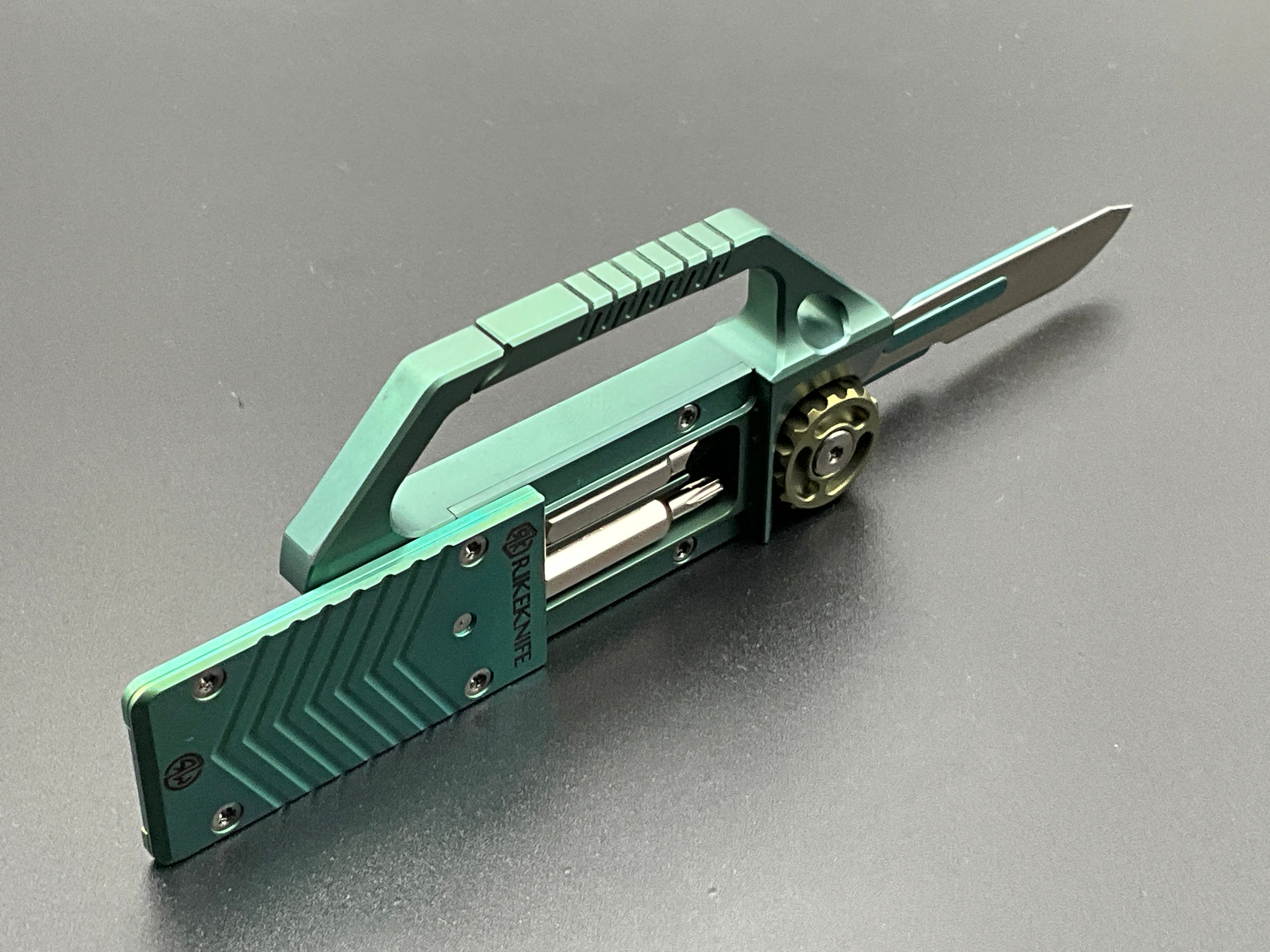Rike Knife - Hasp Multifunctional Tool