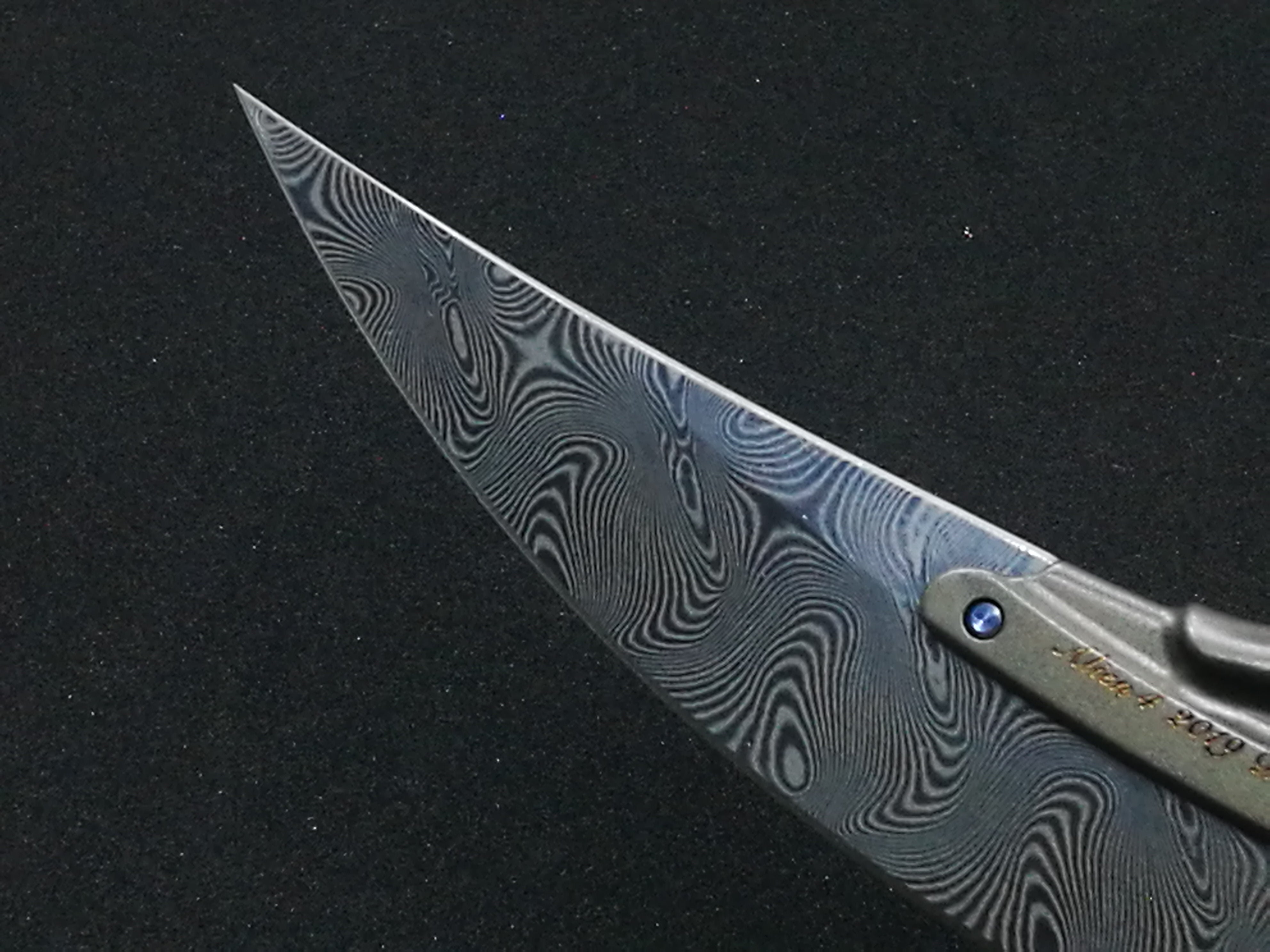 Rike Knife - Alien 4 + Pen Tool