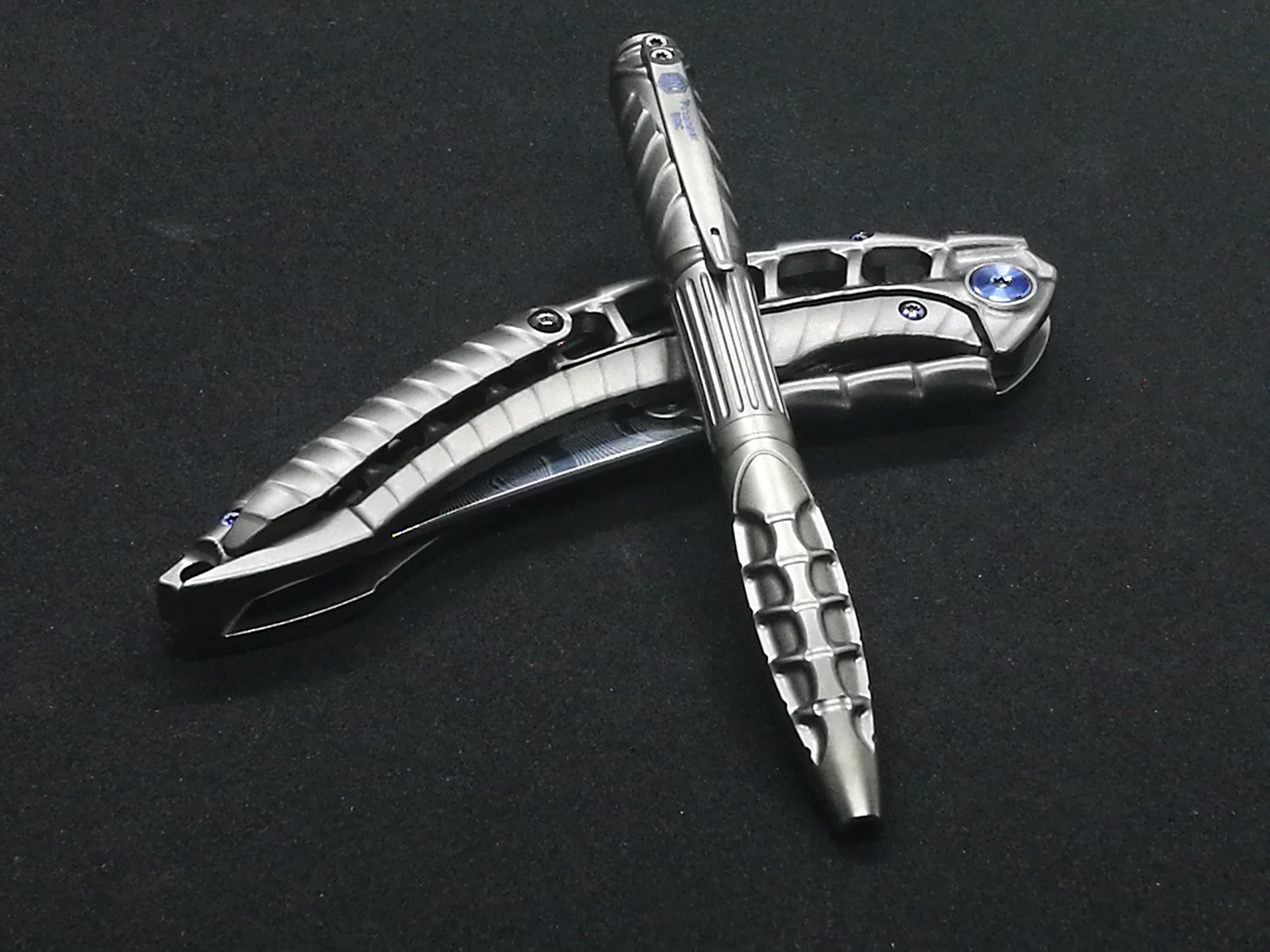 Rike Knife - Alien 4 + Pen Tool