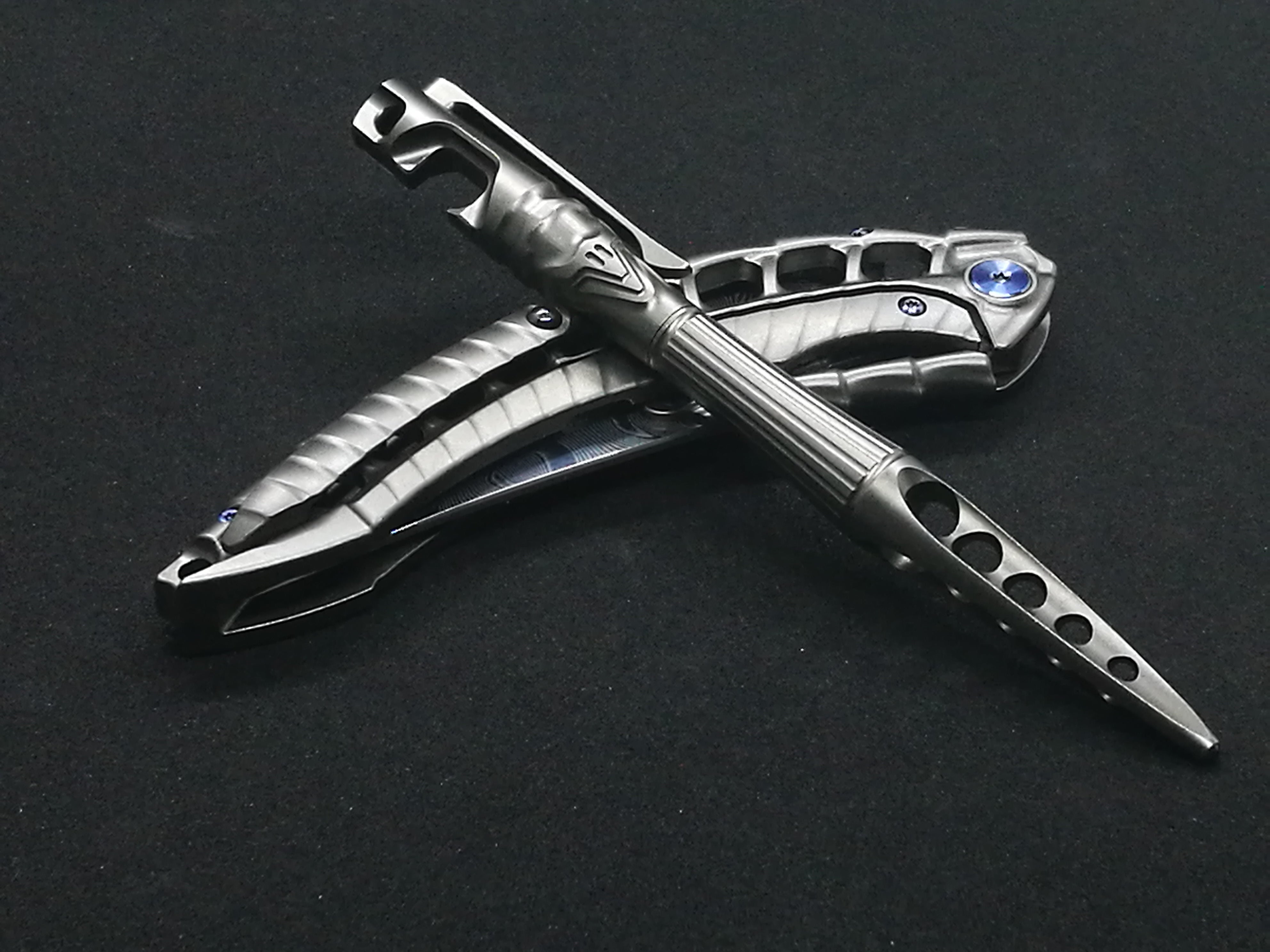 Rike Knife - Alien 4 + Pen Tool