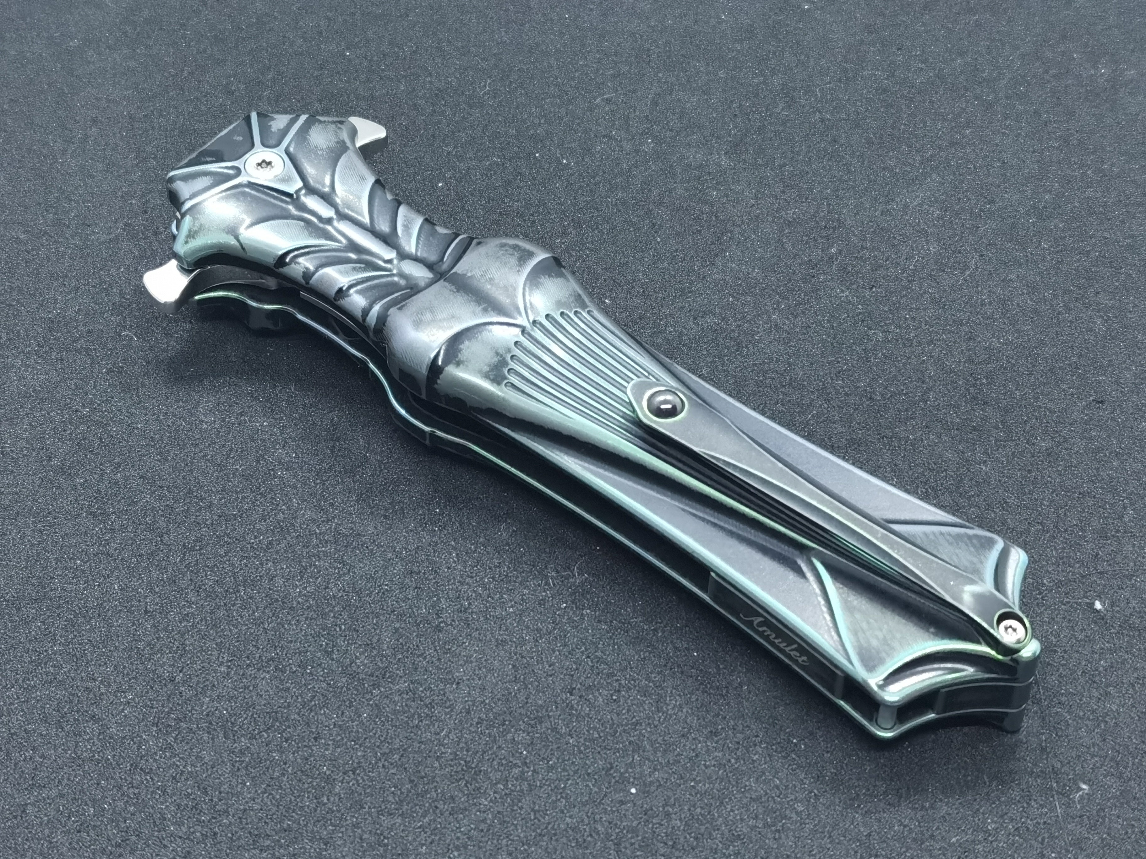 Rike Knife - Amulet