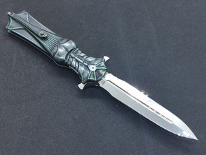 Rikeknife - Amulet
